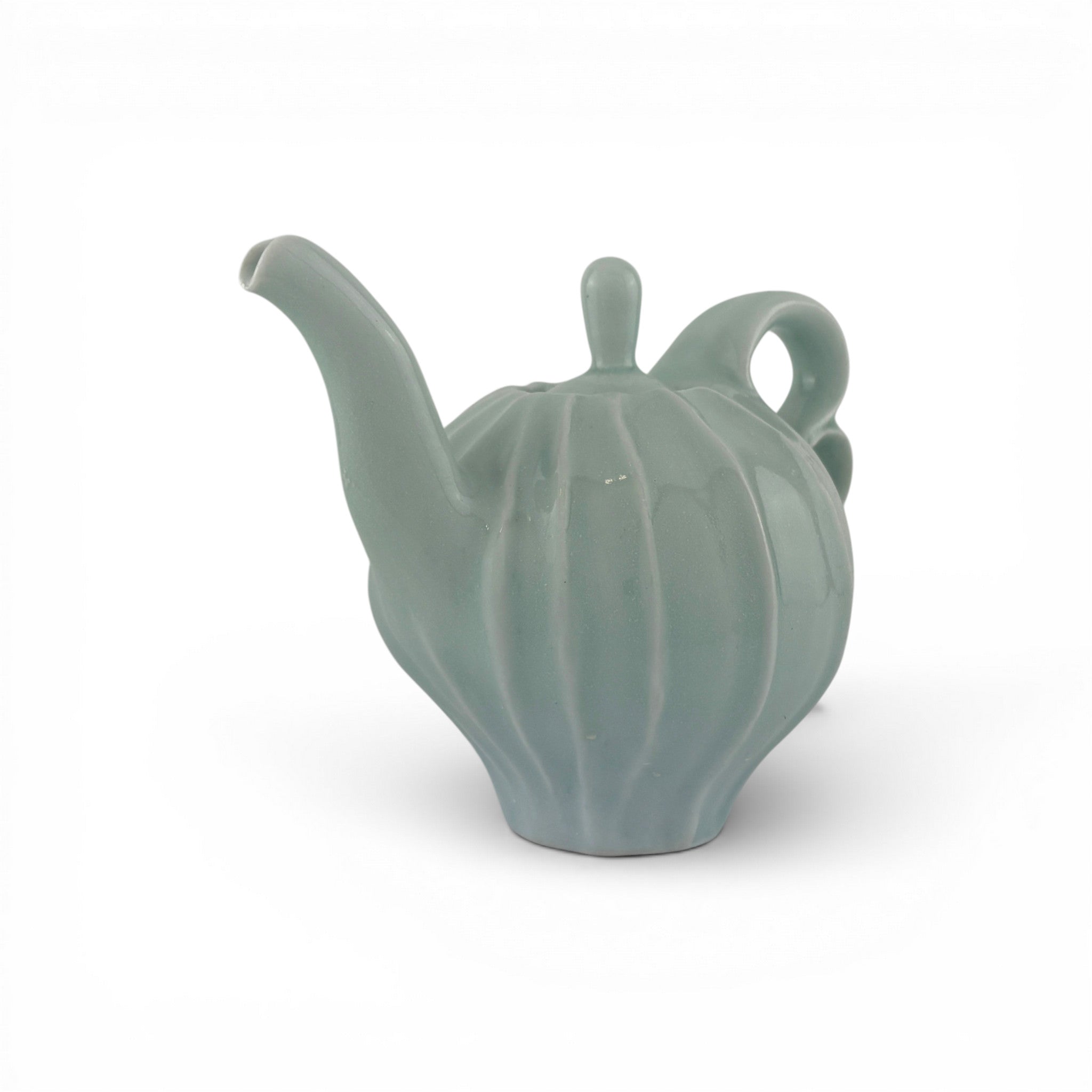 Leah Leitson - Teapot