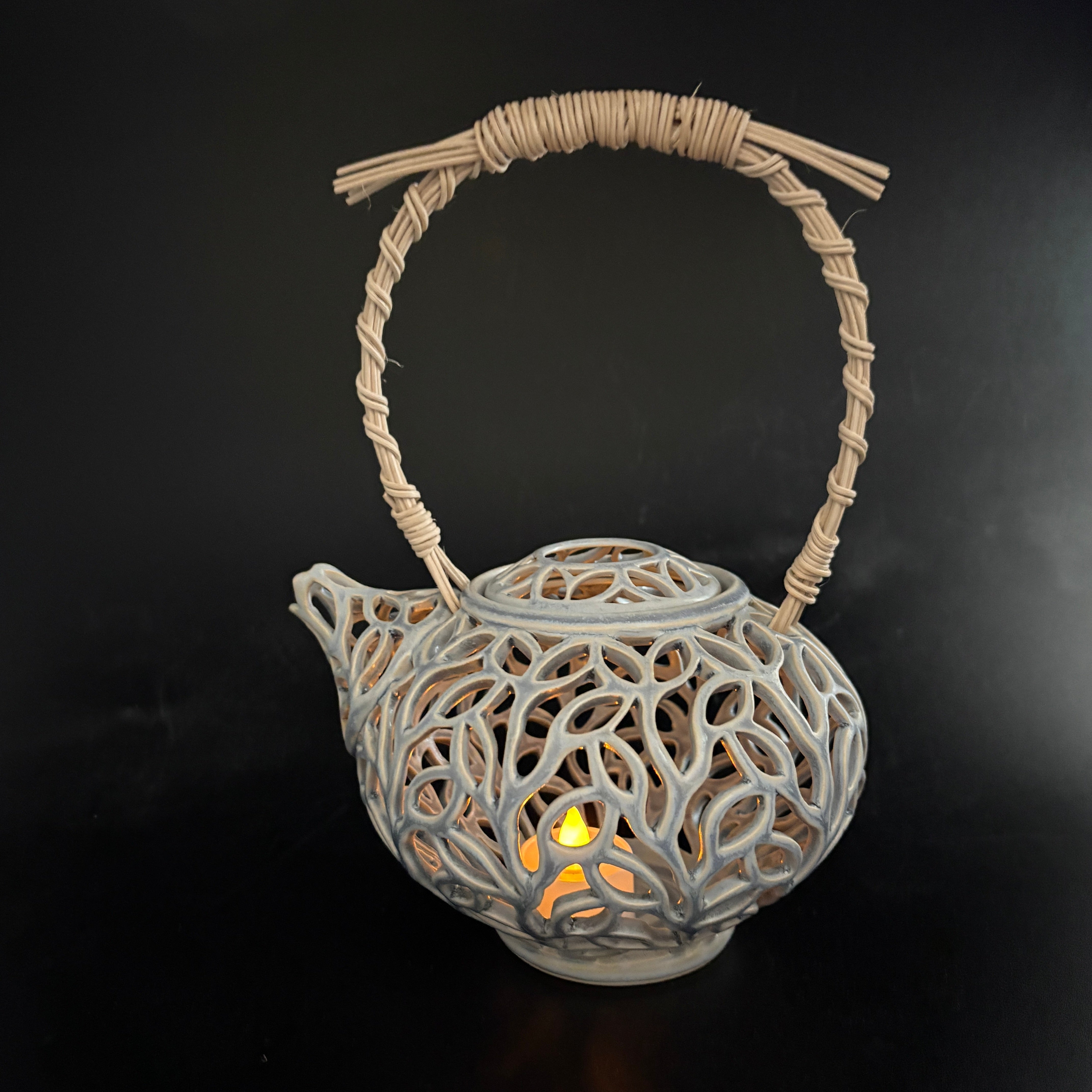Elizabeth Paley - Tealeaf Tealight Teapot