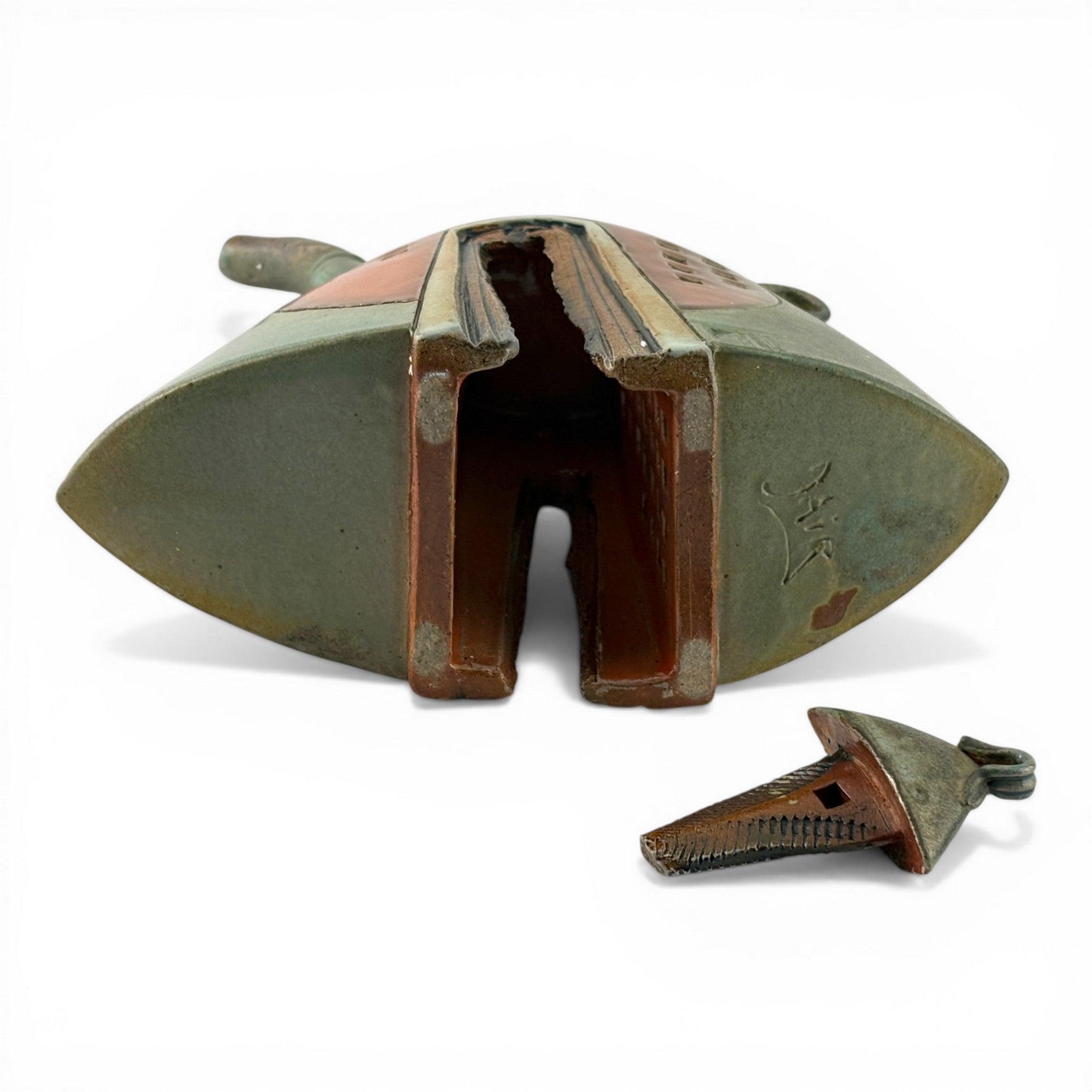 Glenn Dair - Spearmint/Red Teapee