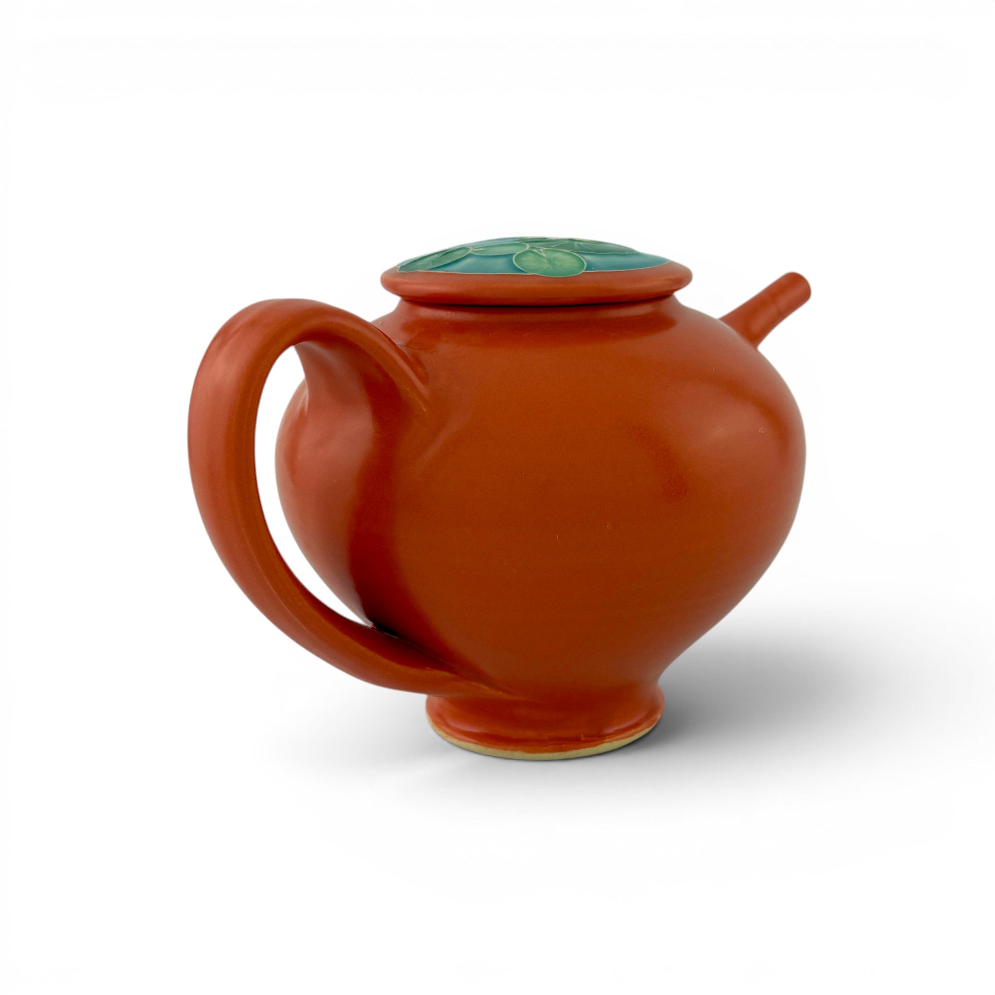 Sarah & Thomas Gelsanliter - Red Teapot with Waterlily Lid