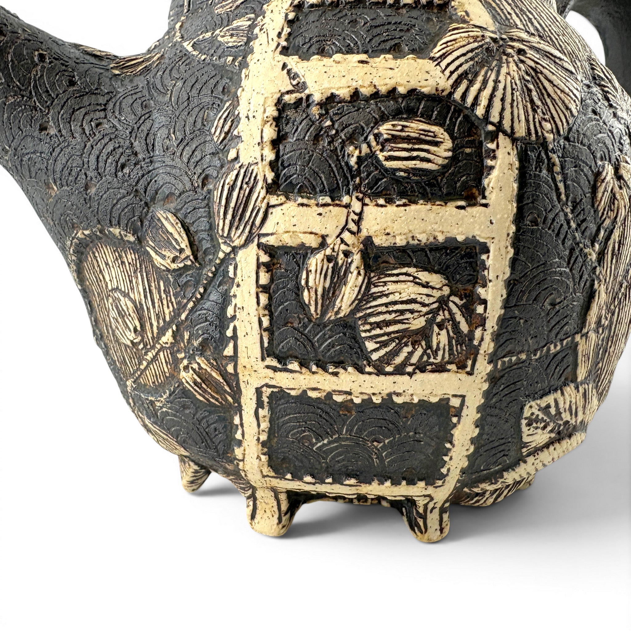 Sarah Heimann - Teapot with Striped Umbrella Knob