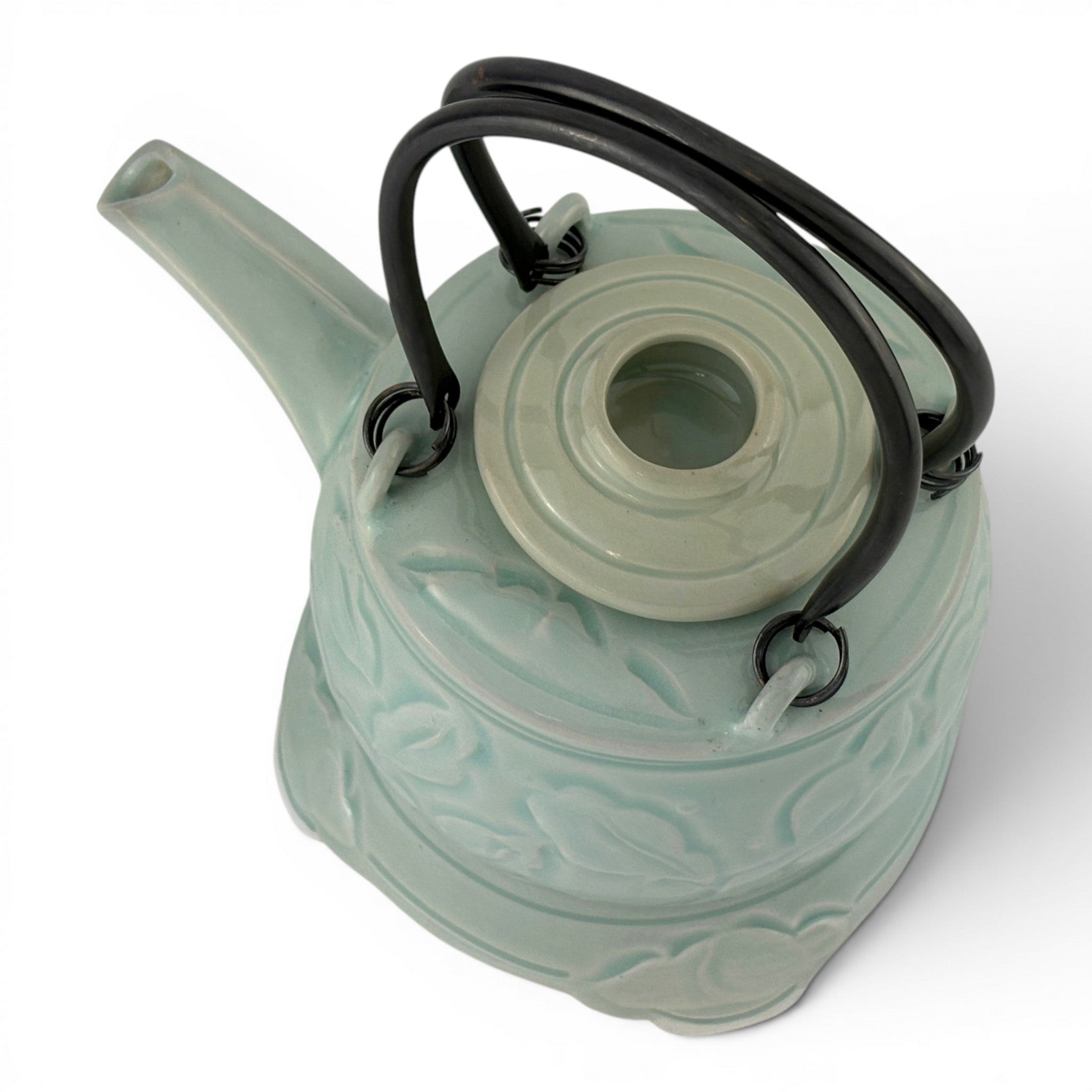 Walter Hyleck -Teapot with Base
