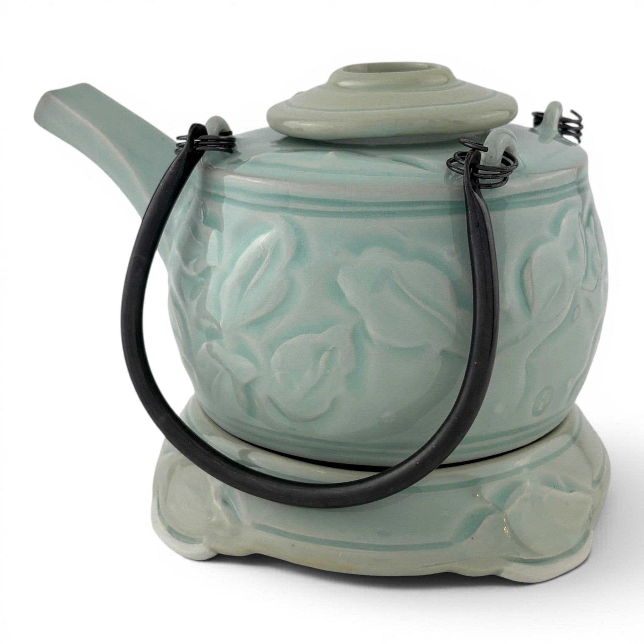 Walter Hyleck -Teapot with Base