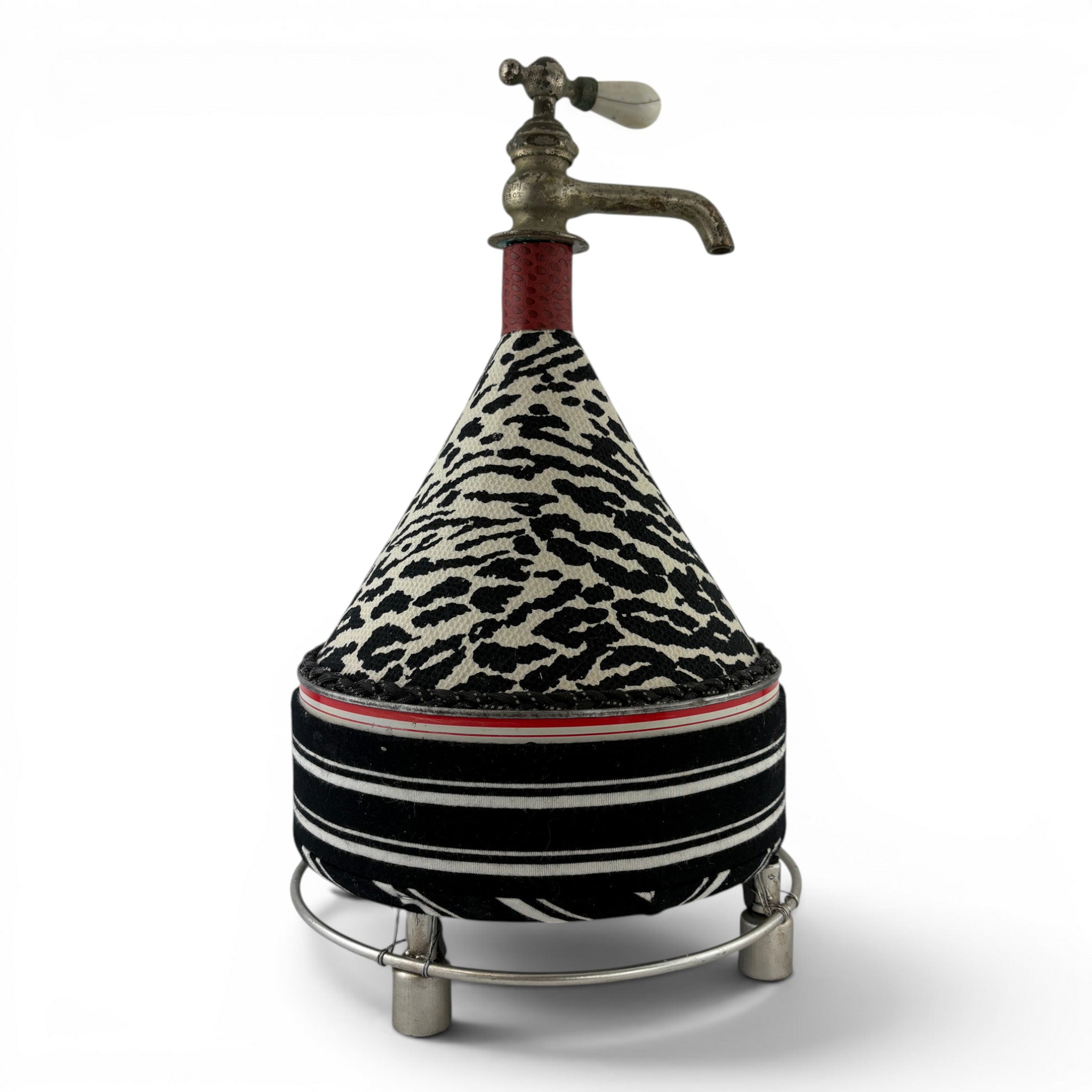 Susan Farrar-Parrish - Hula Hoop Dancing Teapot