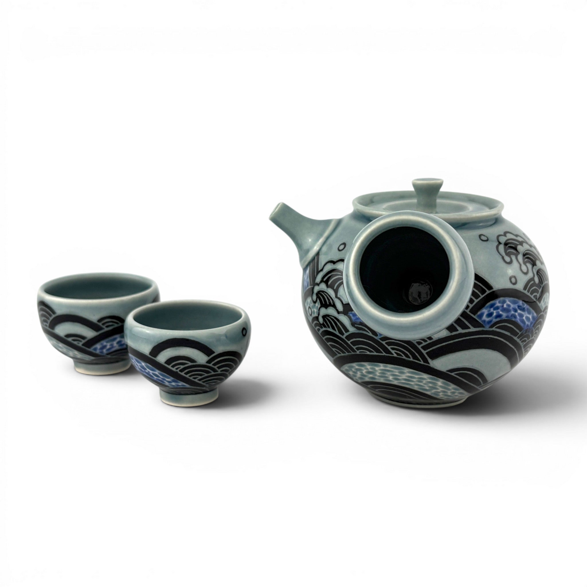 Yoko Sekino-Bové - Floating Blue Waves Teapot