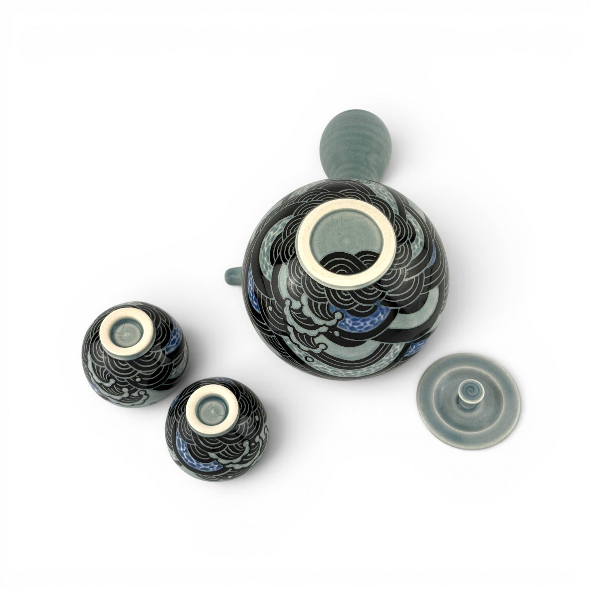 Yoko Sekino-Bové - Floating Blue Waves Teapot