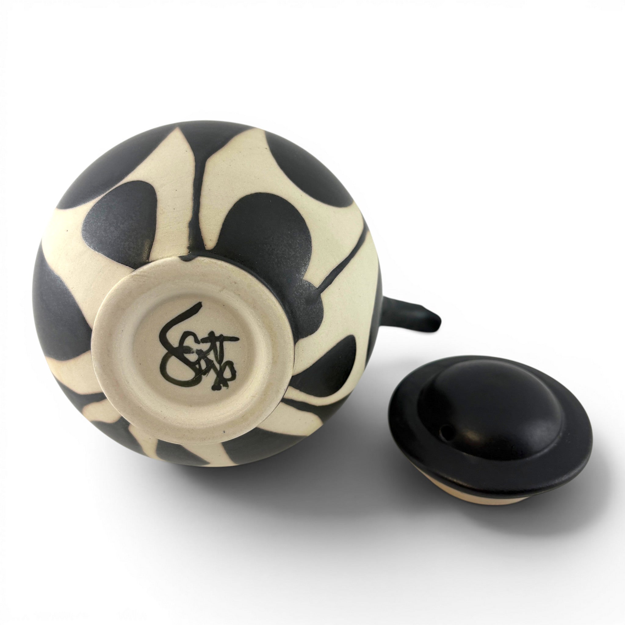 Sam Scott - Black & White Teapot