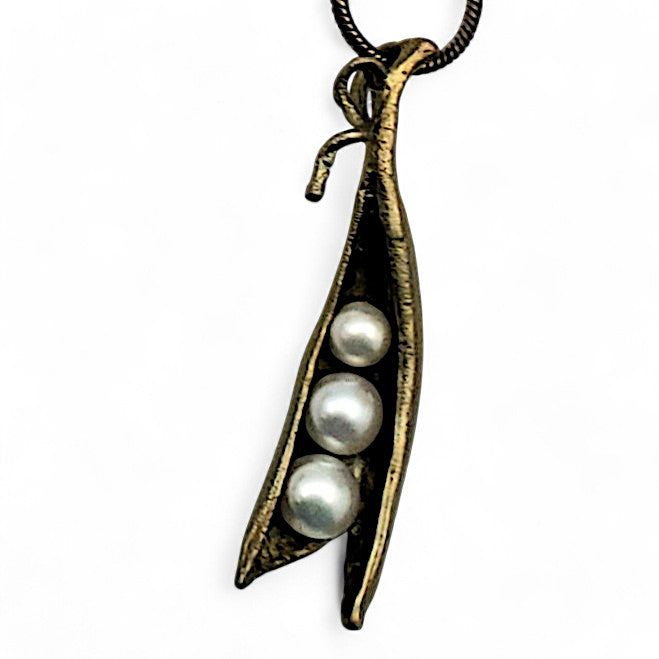 Pea Pod Necklace with Pearls