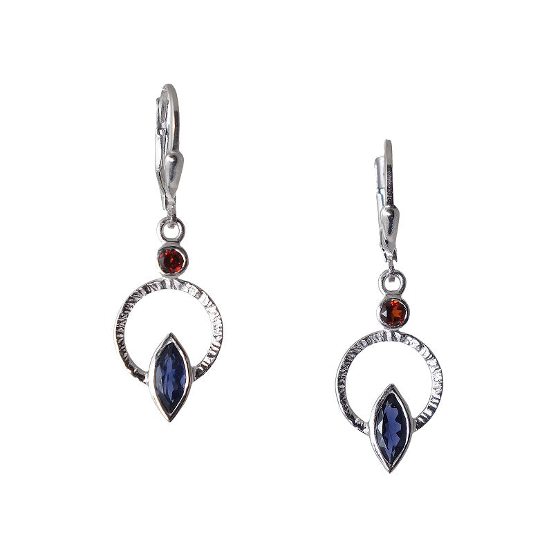 Q Earrings - Silver, White Rhodium