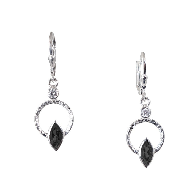 Q Earrings - Silver, White Rhodium