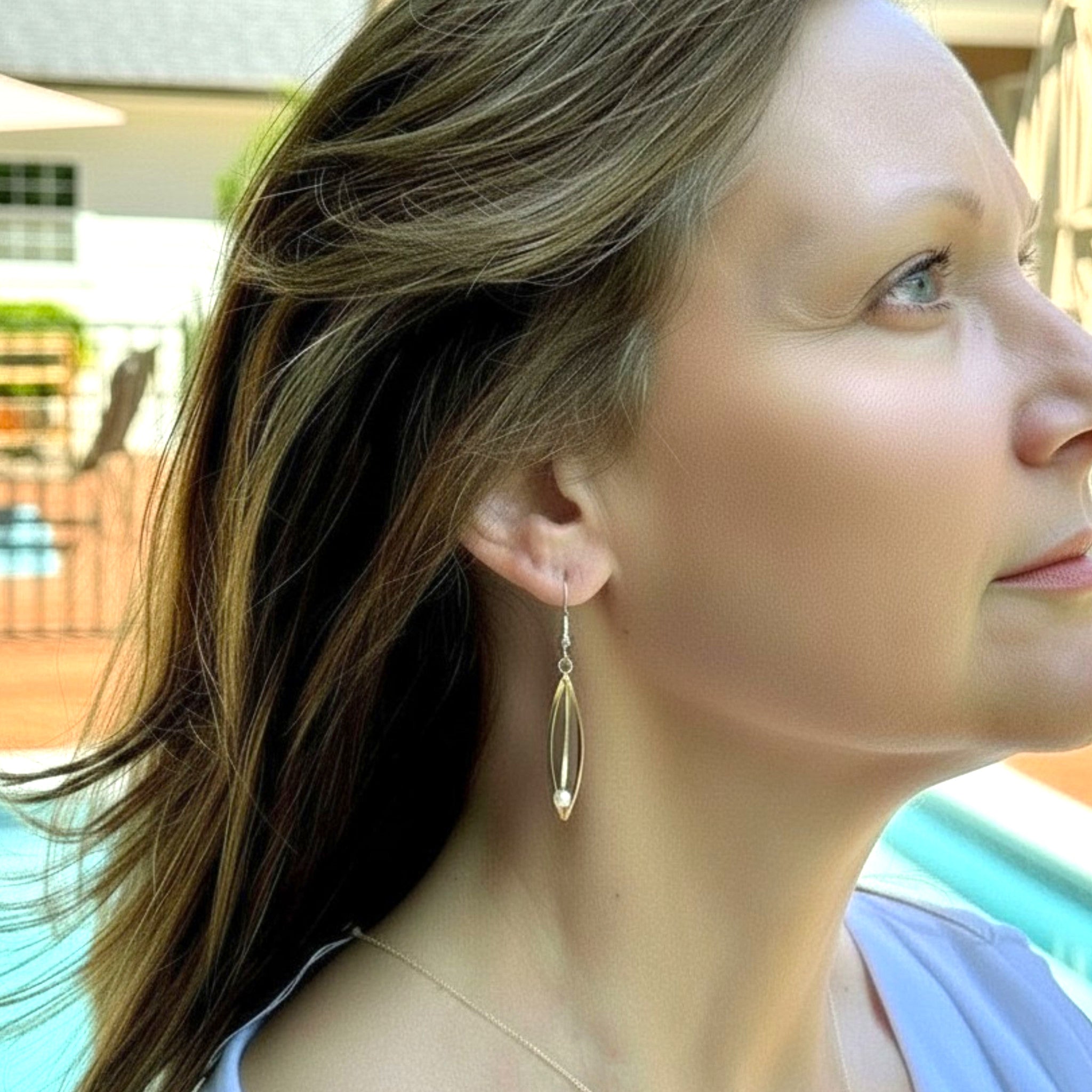 Ellipse Earring with Pearl