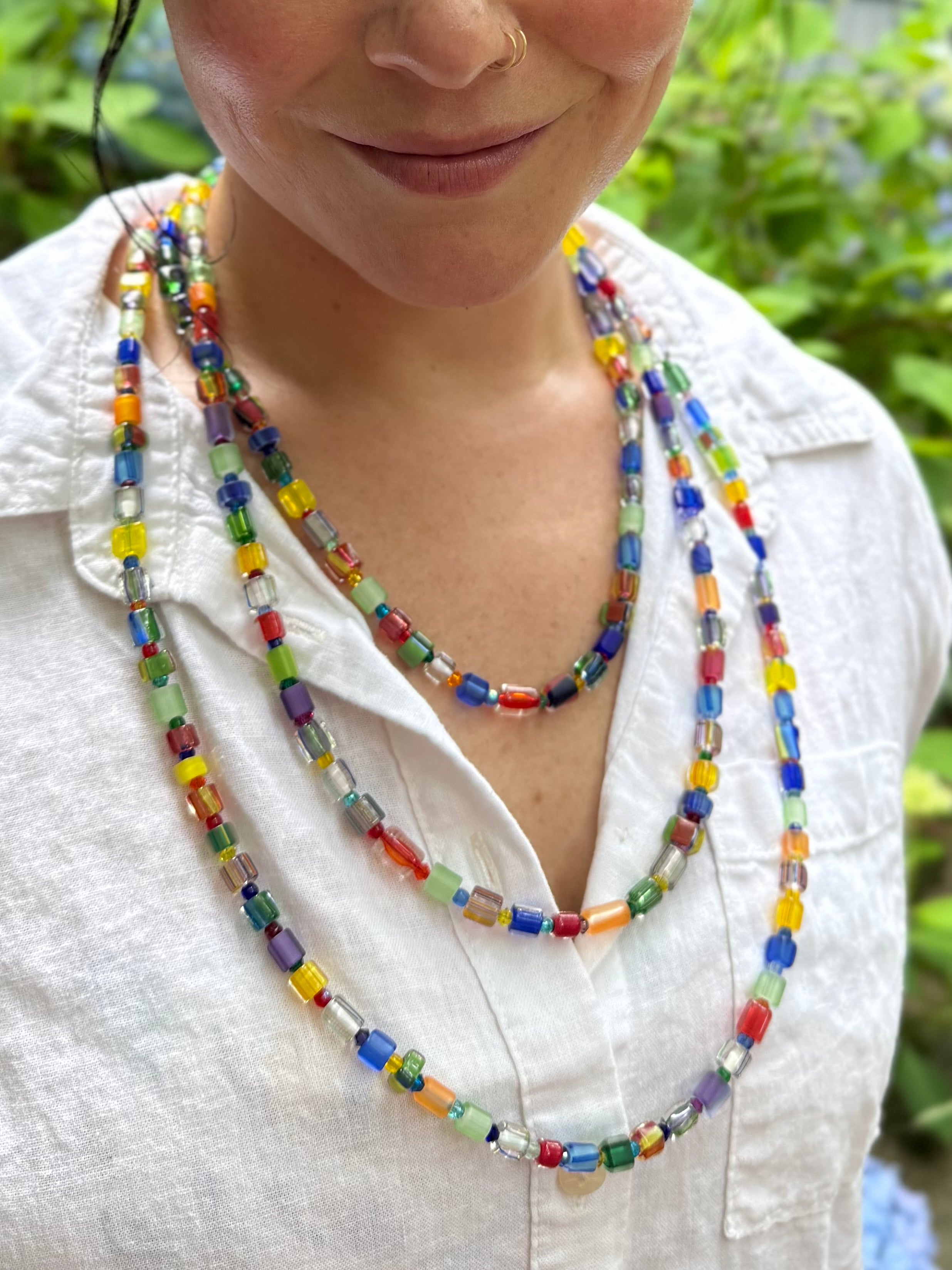 glass bead necklace handcrafted and adjustable