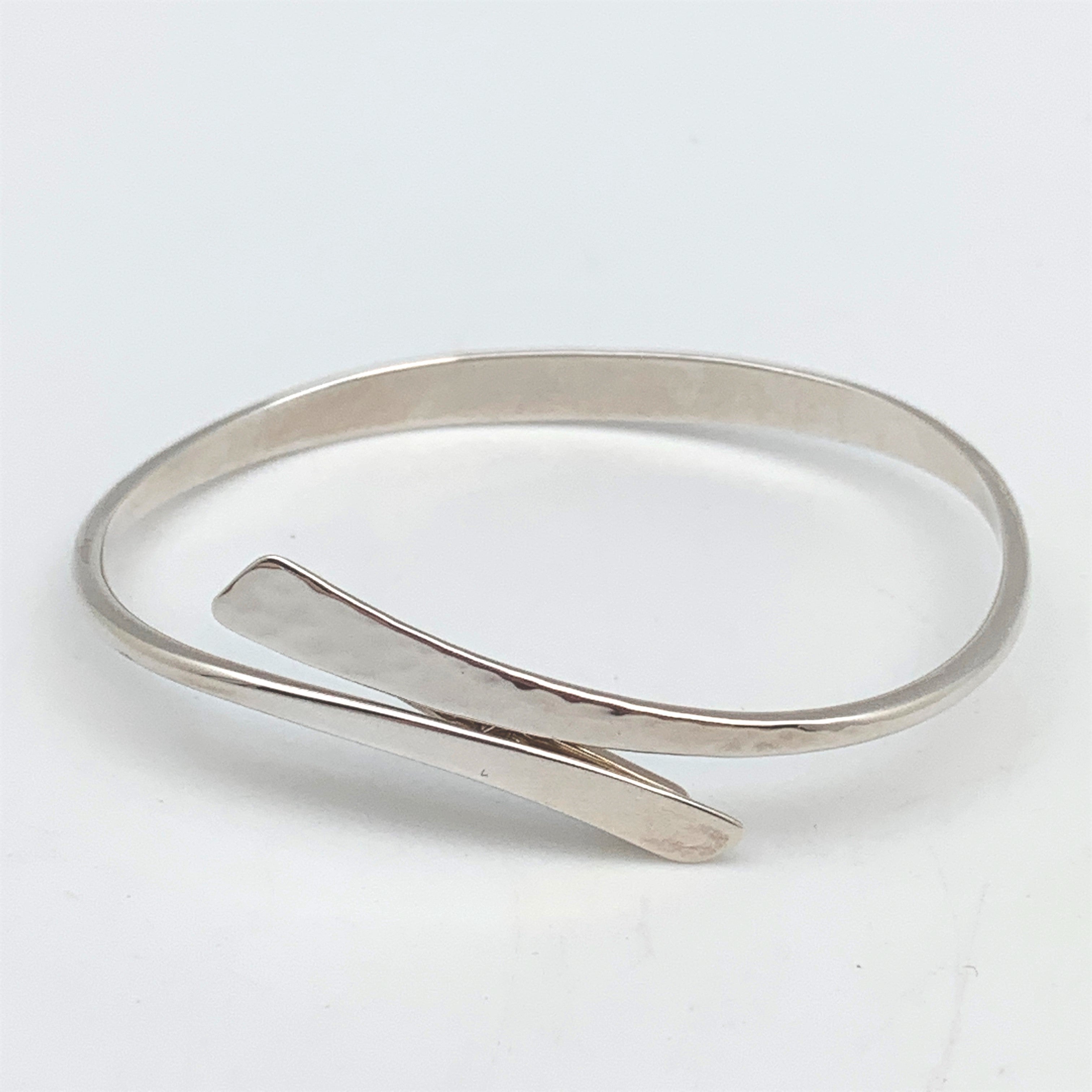 a bracelet with a secret message - love!